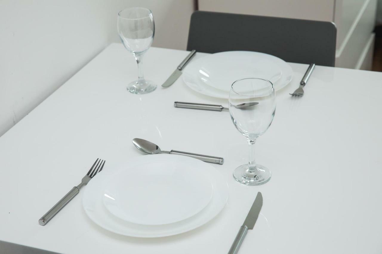 Studio Apartments Free Street Parking Subject To Availability แมนเชสเตอร์ ภายนอก รูปภาพ
