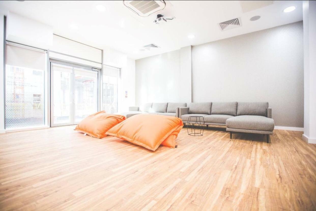 Studio Apartments Free Street Parking Subject To Availability แมนเชสเตอร์ ภายนอก รูปภาพ