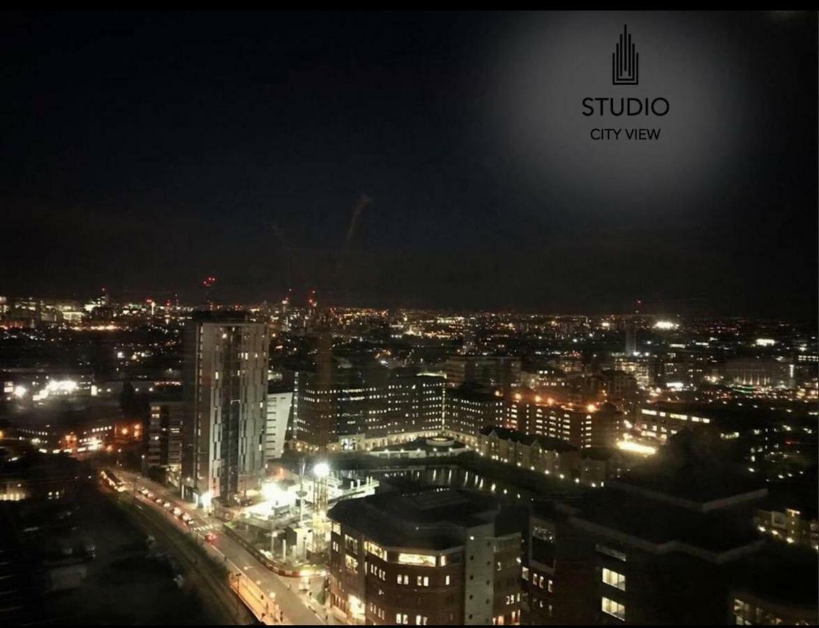 Studio Apartments Free Street Parking Subject To Availability แมนเชสเตอร์ ภายนอก รูปภาพ